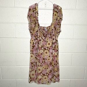 < Rue21 Plus Size Floral Pattern Peasant Style Mini Dress >